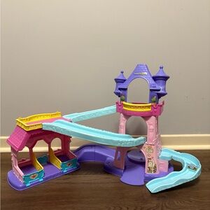 Fisher Price Little People Klip Klop Castle